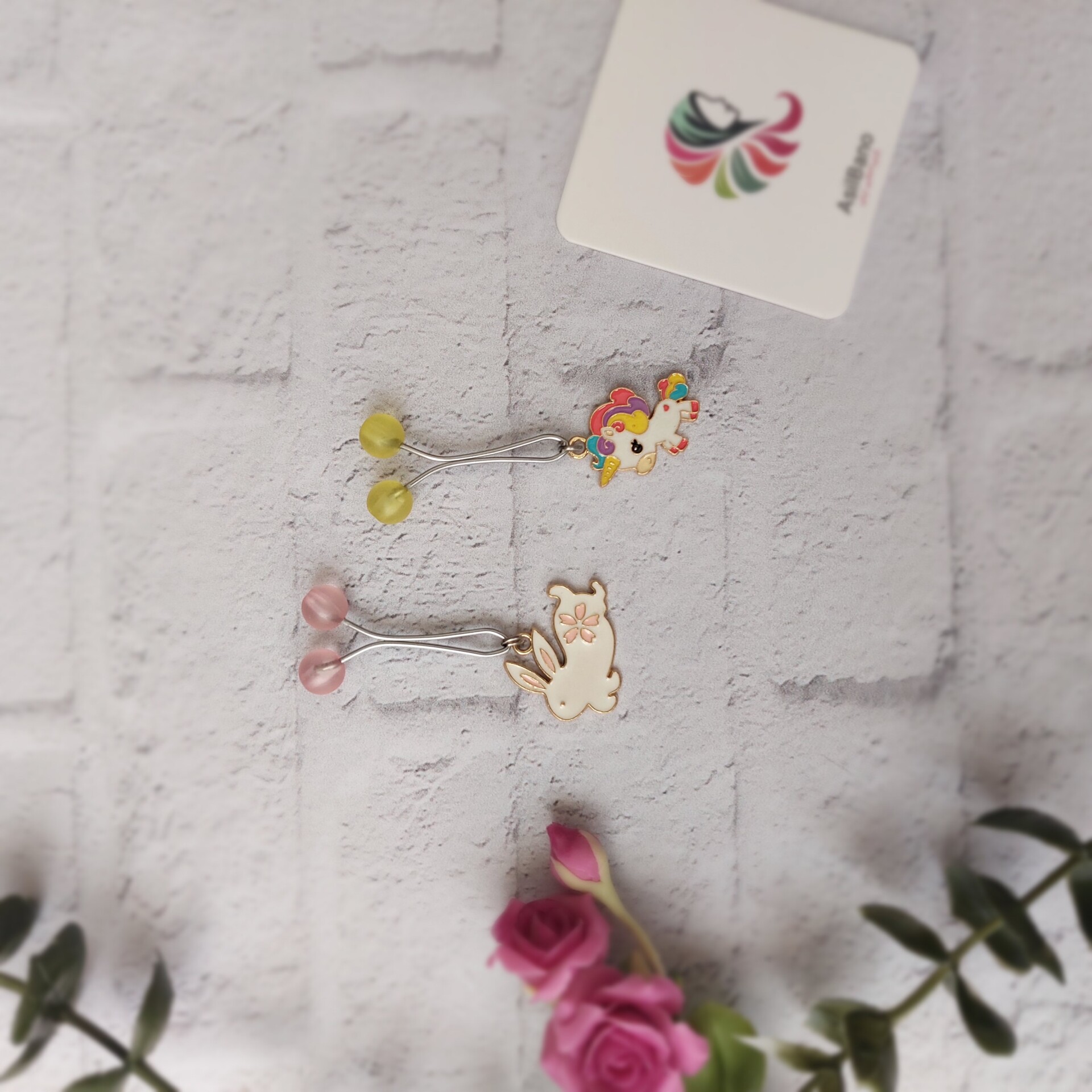  گیره روسری اصیل بانو با آویز اسب تک شاخ کد 506 