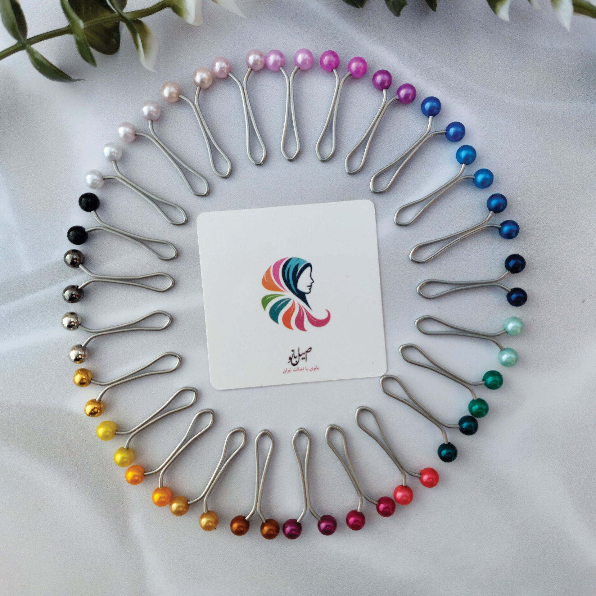  گیره روسری اصیل بانو با سر مهره مرواریدی 