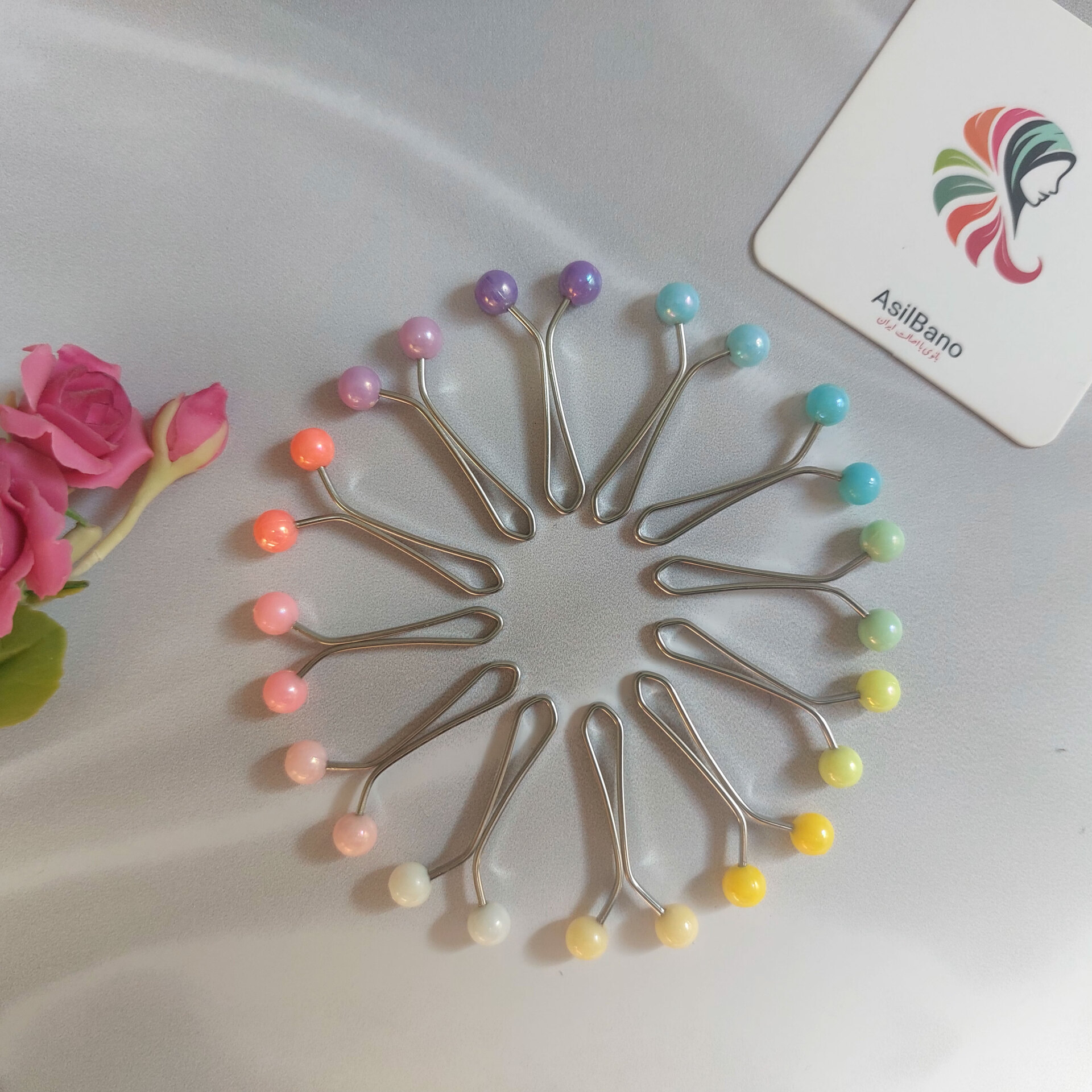  گیره روسری اصیل بانو با سر مهره مروارید شاین دار 