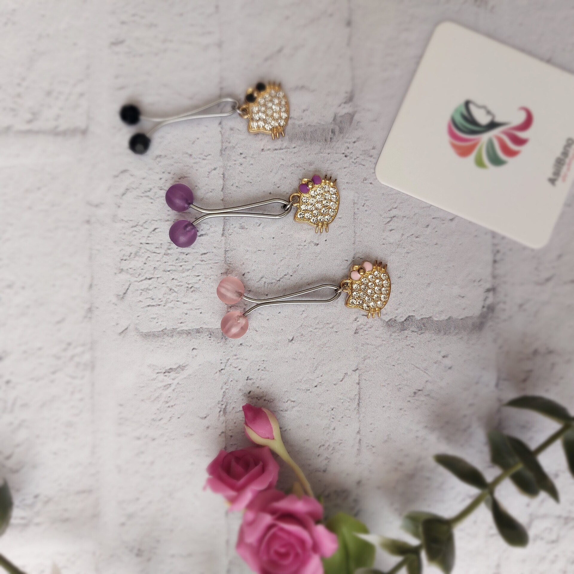  گیره روسری اصیل بانو با آویز گربه کیتی کد 512 