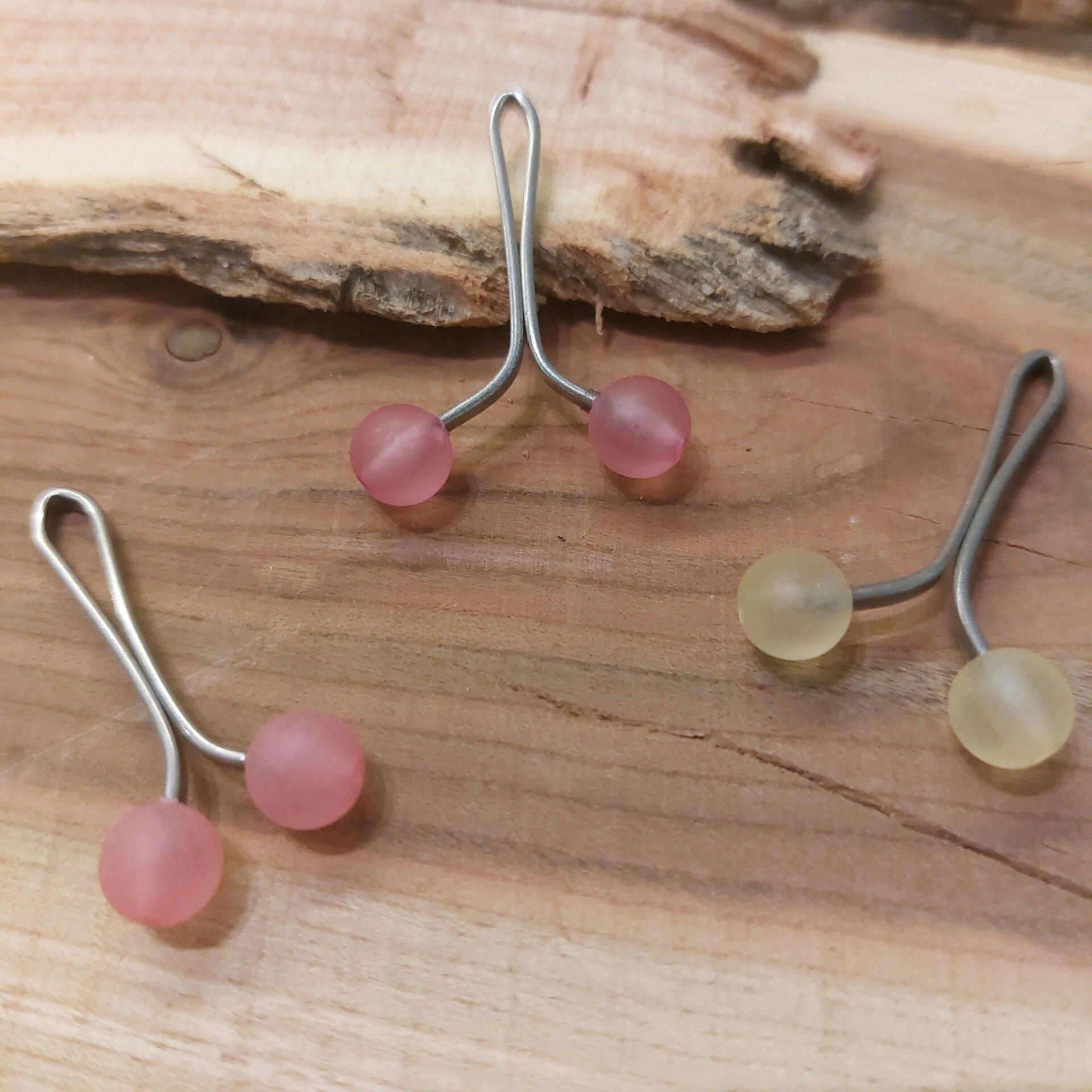  گیره روسری استیل اصیل بانو با سر پاستیلی 