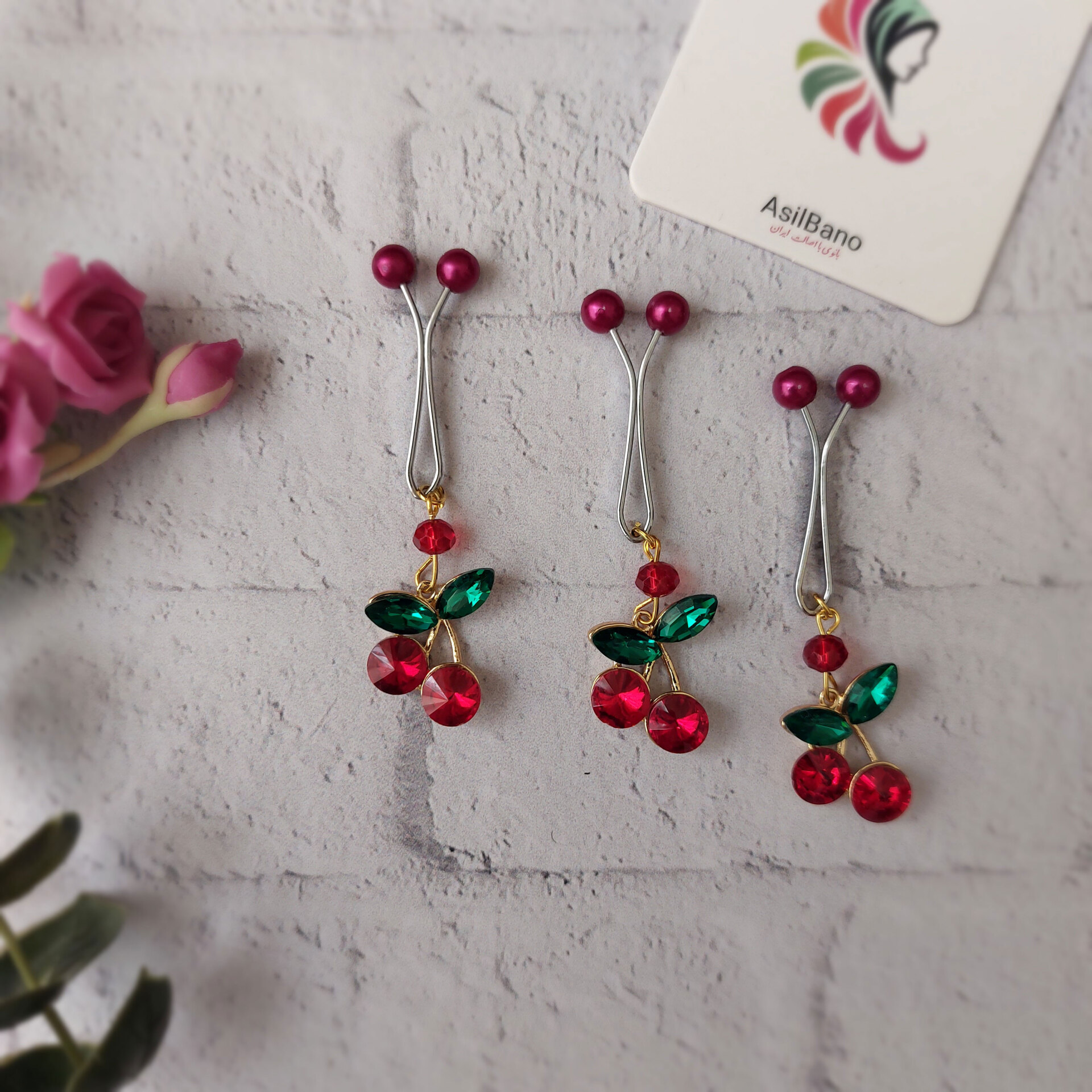  گیره روسری اصیل بانو با آویز گیلاس کد 24 