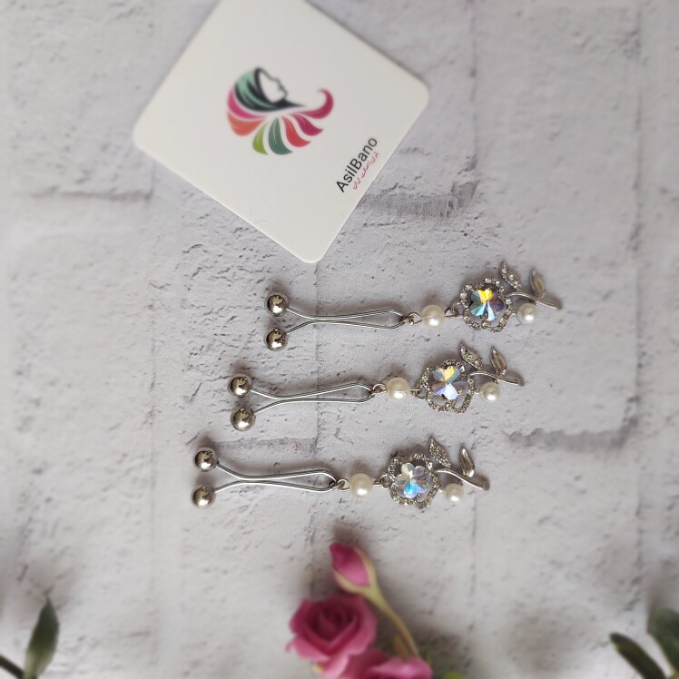 گیره روسری اصیل بانو با آویز گل کد 26