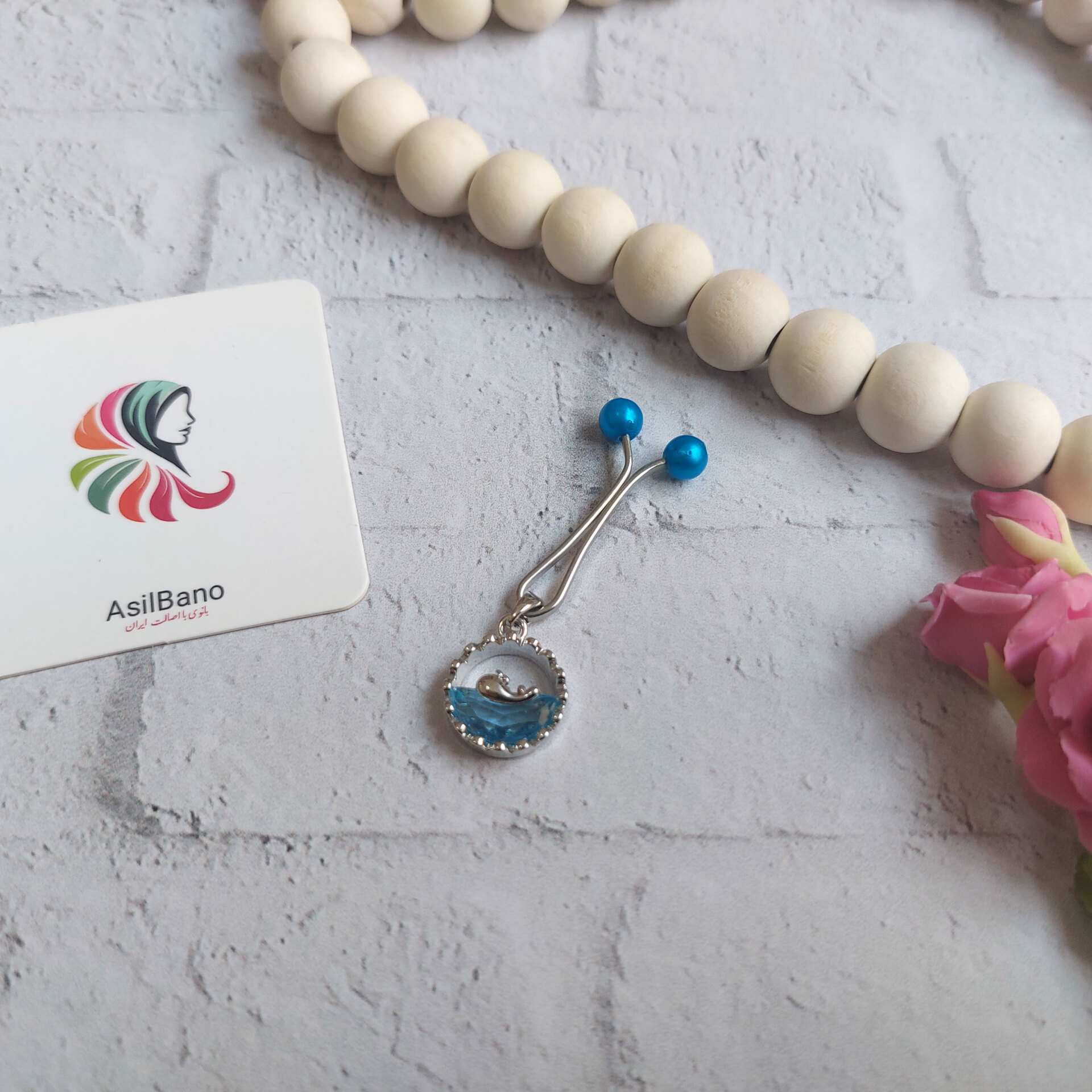  گیره روسری اصیل بانو با آویز دلفین سوارسکی 